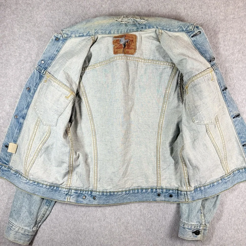 Vintage Levi's Big E Denim Jacket Lot 71557 Adult 38 Japanese Denim Distressed‎